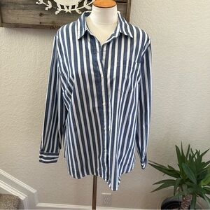 GAP Blue and White Striped Button-Up Shirt Ladies XL NWT